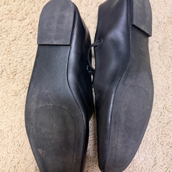 Zara Black Leather Flats with Gold Buckle - Picture 2 of 3